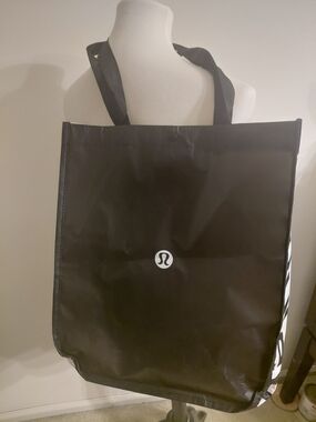lululemon athletica Black Logo Reusable Tote